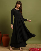 Noir Gold Banarasi Elegance Ensemble