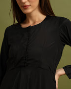 Noir Gold Banarasi Elegance Ensemble