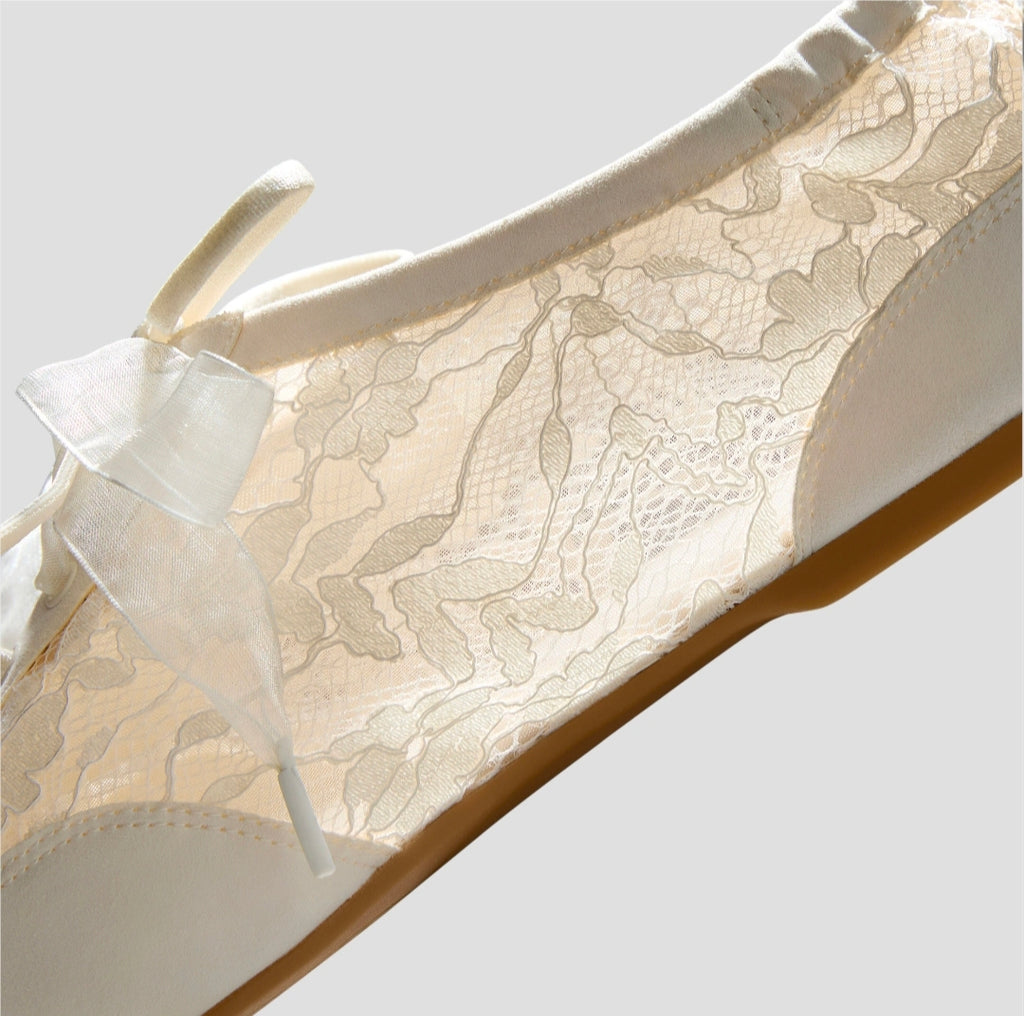 Seraphina Lace Walk