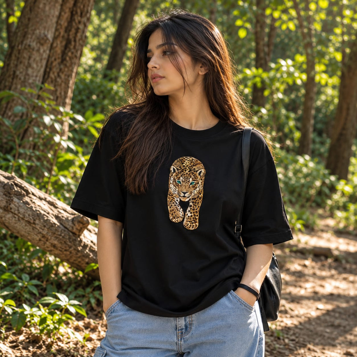 Black Leopard Graphic Oversized Embroidery T-Shirt